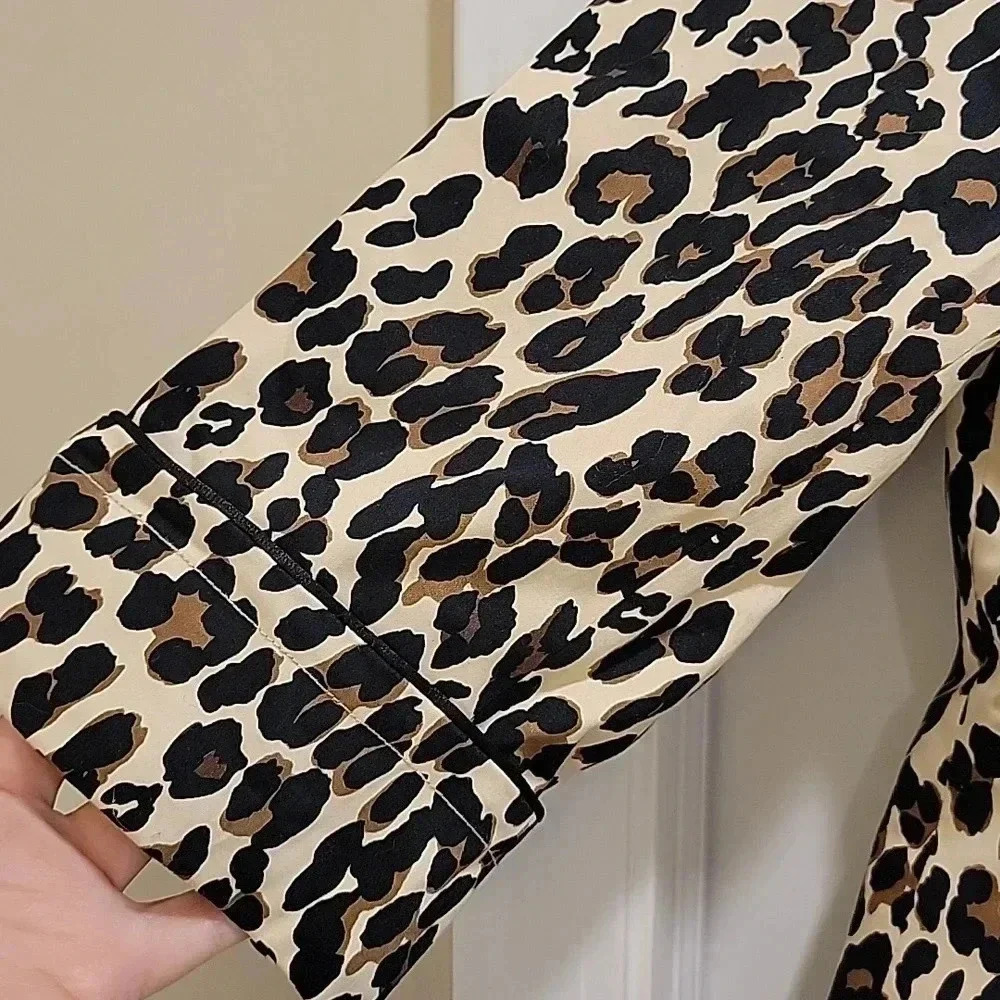 Lisa International Animal Print Lined Buttoned Blazer Size Large - Picture 5 of 8